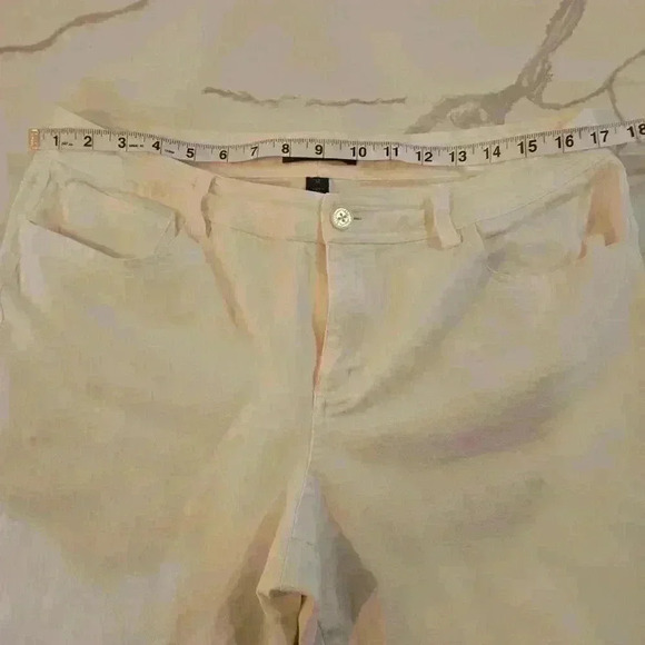 Lauren Ralph Lauren Womens Straight Leg Relaxed Stretch Jeans Cream Size 12 - Picture 9 of 11